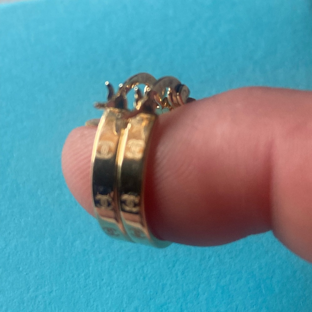 18k solid Saudi gold earrings